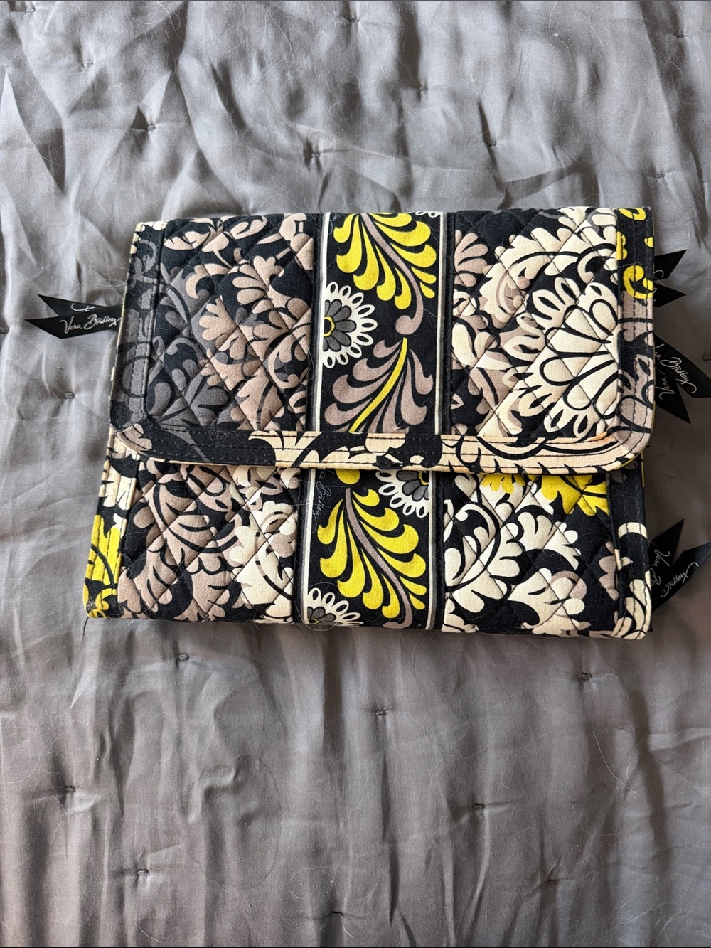 Vera Bradley Black Yellow Floral Quilted Fold-Over travel jewelry carrier